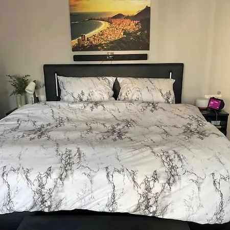 Gemuetliche Mit Kueche Und Flexiblen Schlafplaetzen Appartement *